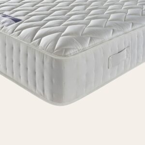 Factory image of a Silentnight Lune 800 mattress.
