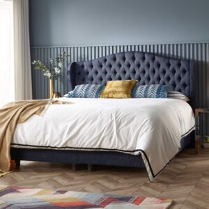 Life image of a Harrison Spinks Churchill Deep headboard.