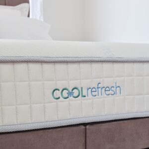 Stock image of a Sleepeezee Cool Refresh 1600 mattress.